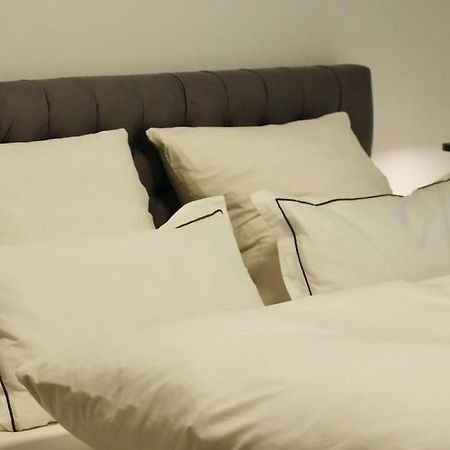 Modern Holiday Apartment In The Heart Of Klingenmünster Екстериор снимка