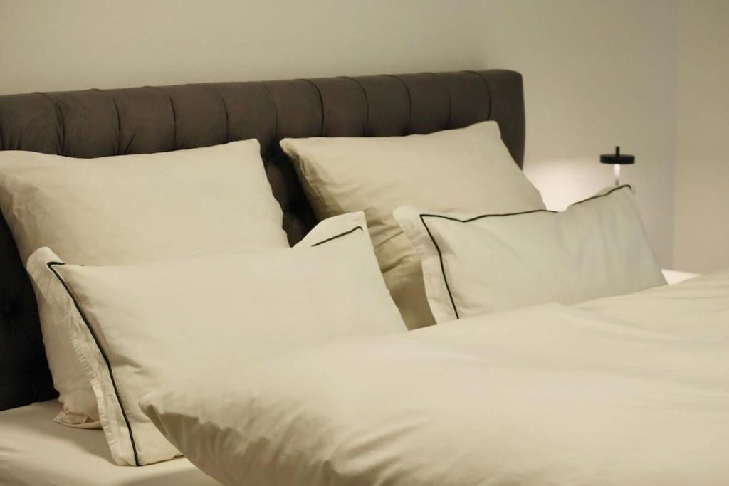 Modern Holiday Apartment In The Heart Of Klingenmünster Екстериор снимка